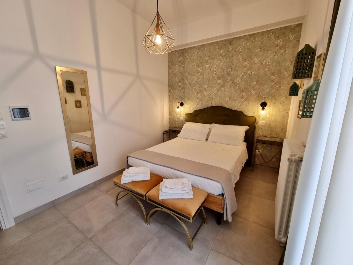 Bed and Breakfast Dimora Giusti Лечче Екстер'єр фото